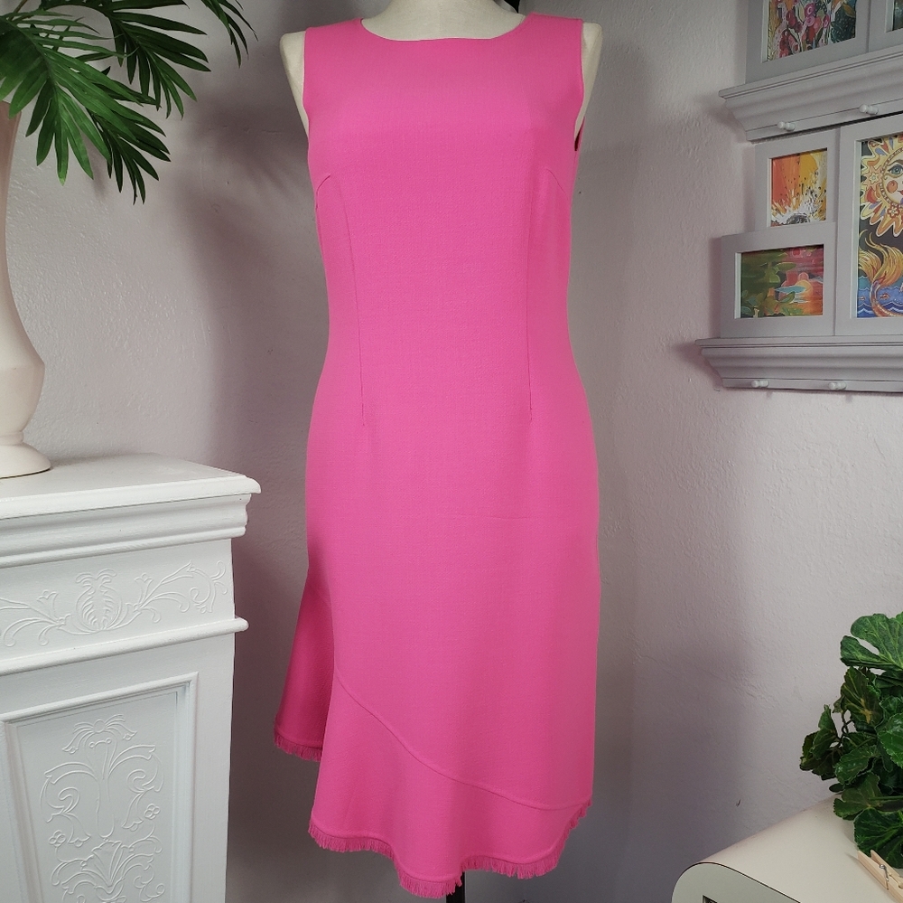 Escada Hot Pink Sheath w/Ruffles & Fringe - Barbiecore Bougie Coastal 40/10